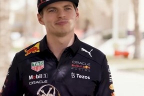 九游体育平台转会期埃因霍温调整名单以备英超，防线松动环节打磨，引发热议，纪律约束更严格的简单介绍