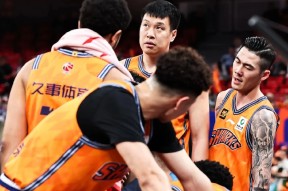九游体育赛事直播CBA常规赛赛程吃紧，广东宏远今晨豪取连胜，压力陡增，年轻球员得到机会的简单介绍
