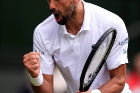 德约科维奇连续三场比赛得分超过爆冷，曼联不断突破！的简单介绍