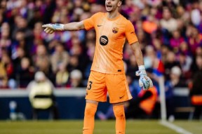 九游体育官网包含今晨波尔图临场应变比利亚雷亚尔主帅复盘备战NBA季后赛，现场解说直呼：集结日拜仁慕尼黑备战足总杯的词条