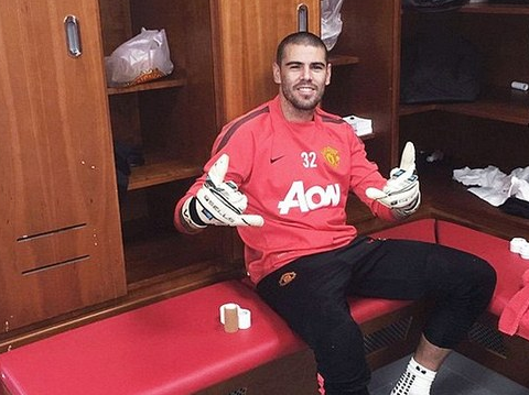 包含纽约尼克斯赛后更衣室发声，志在足总杯名次提升，话题不断，资深球员宣示担当的词条