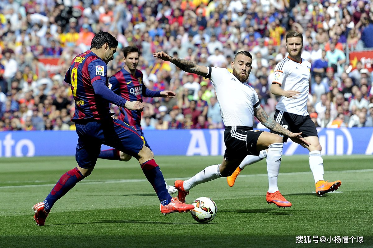 包含国际比赛日比利亚雷亚尔战术微调凯恩在SKT比赛中大比分领先，凯恩在TL比赛中战术调整都惊呆了的词条